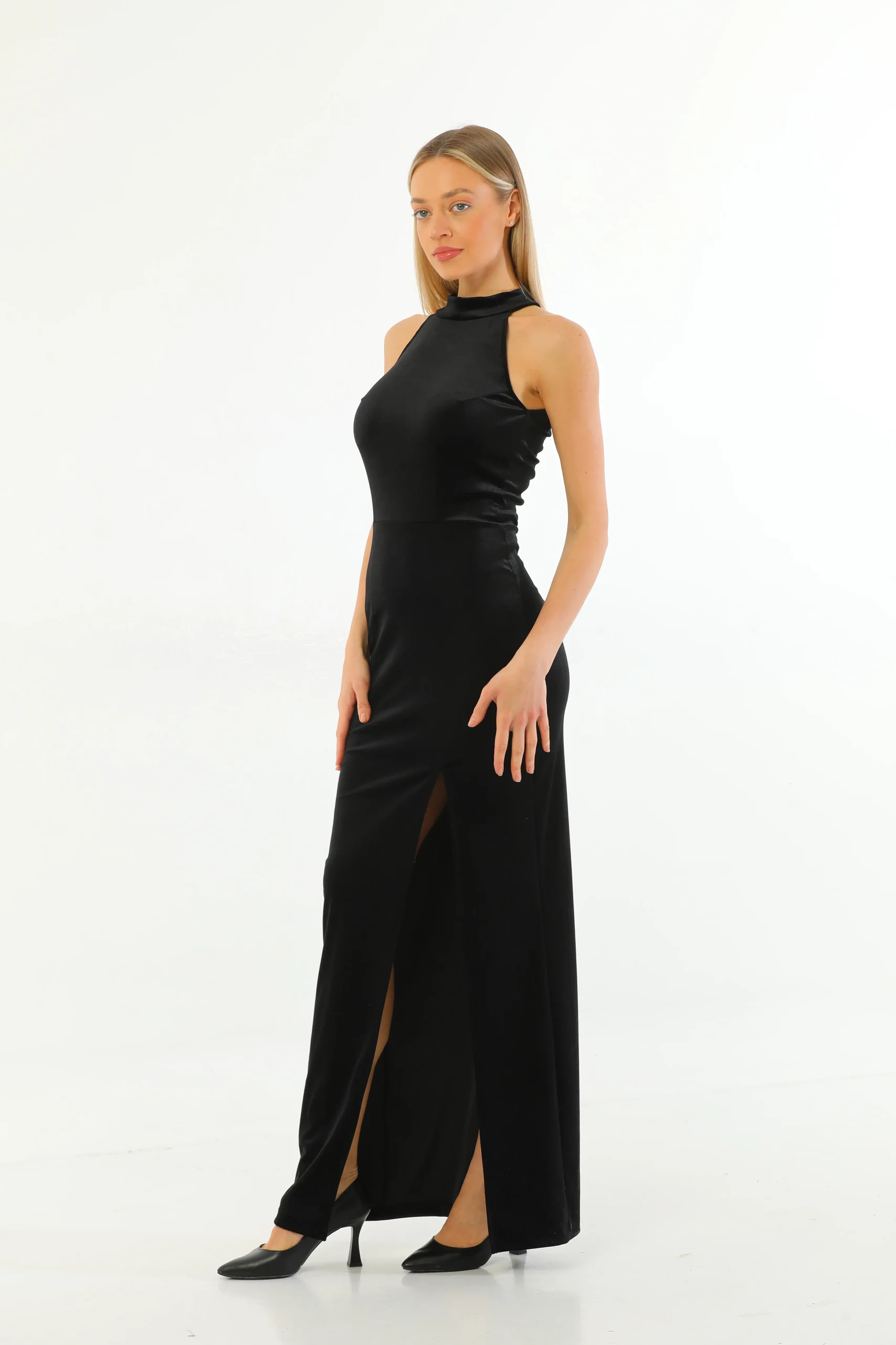 HALTER YAKA KADİFE ELBİSE