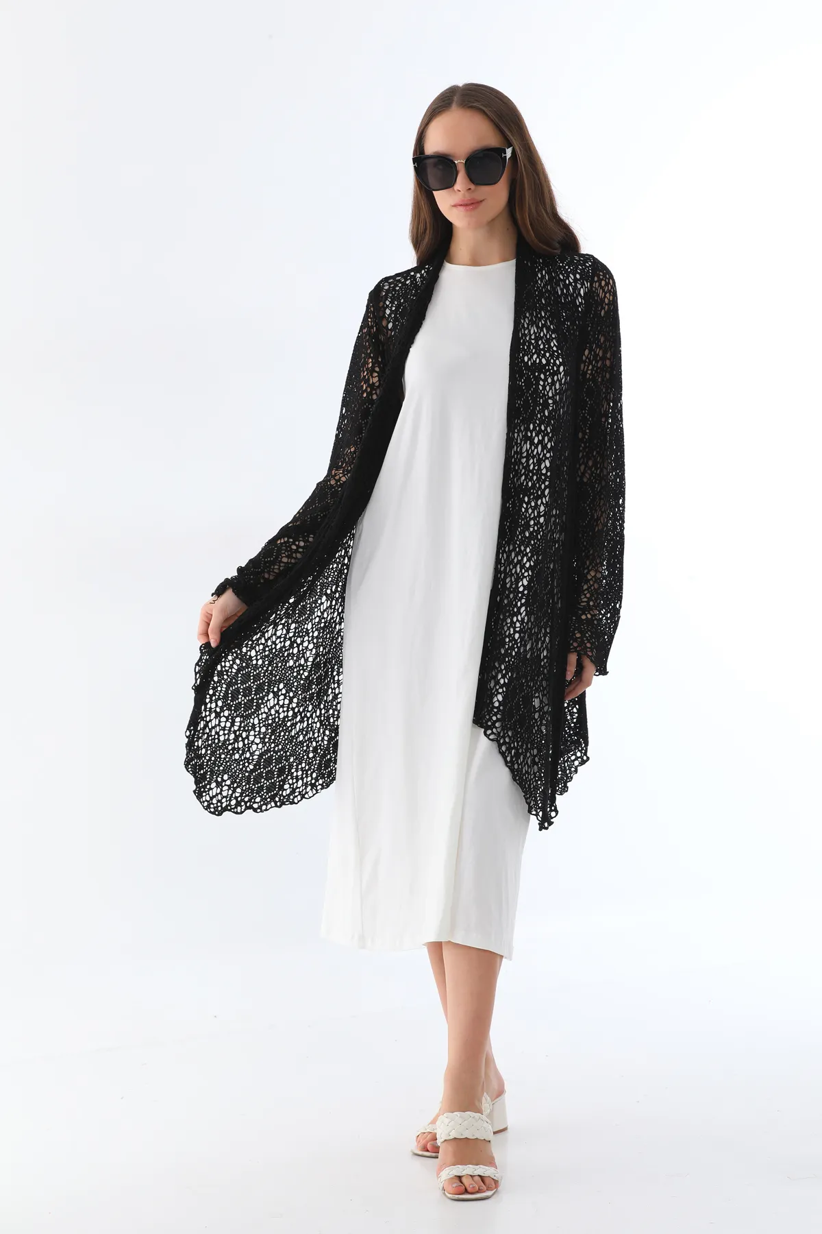 KISA DANTELLİ HIRKA