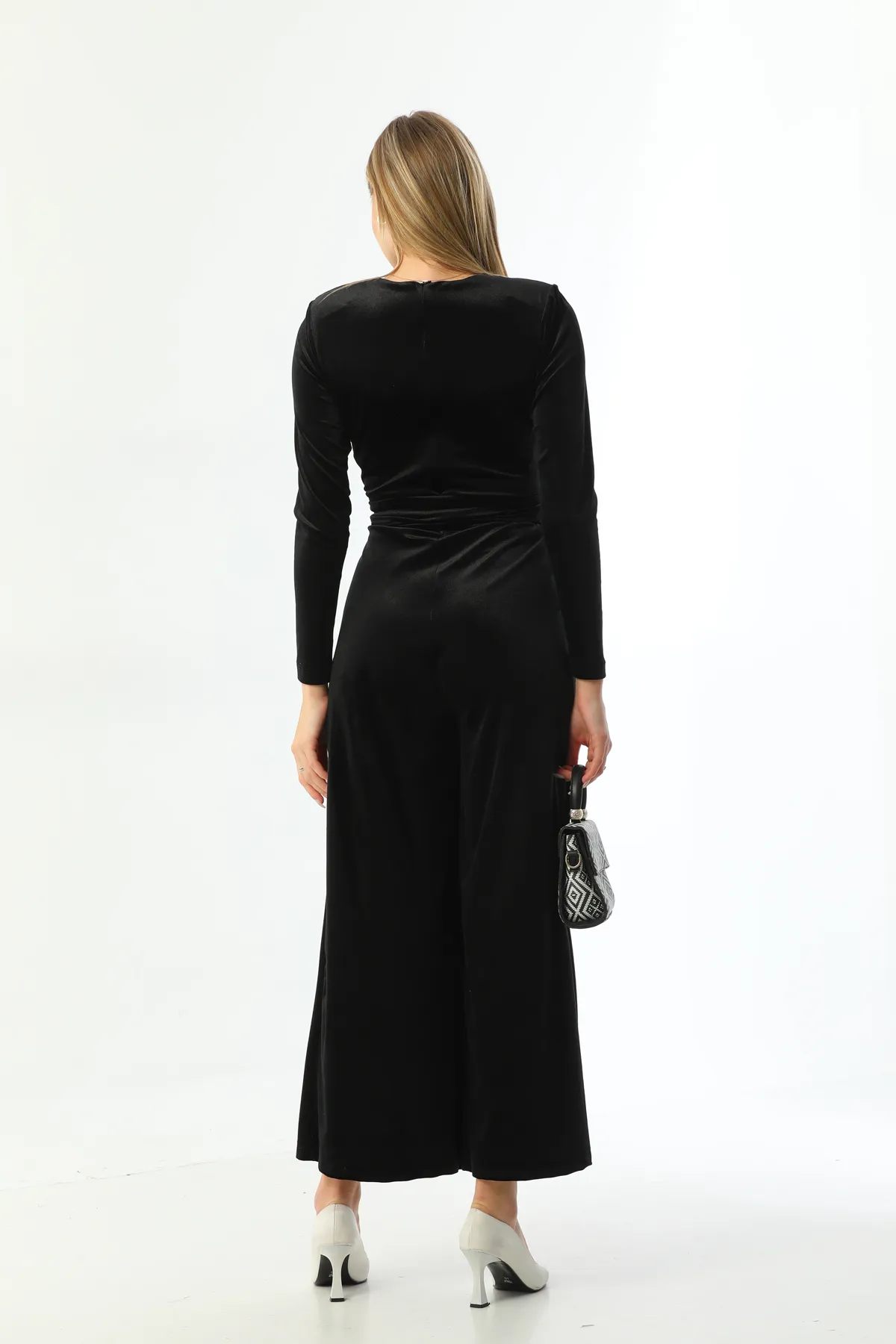 Kadife kemerli tulum